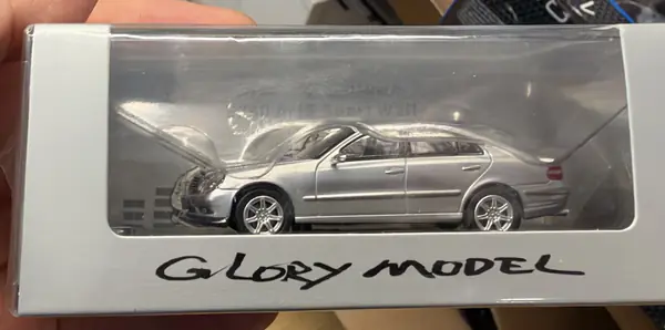 Glory Model Mercedes-Benz W211 E-Serisi Diecast Model Araba 1/64 (1:64) – Gümüş
